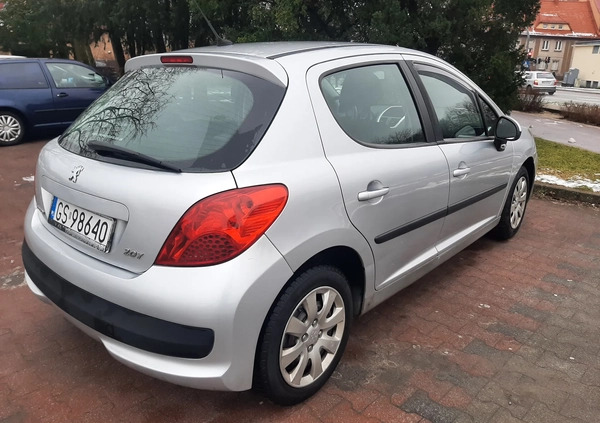 Peugeot 207 cena 9000 przebieg: 262000, rok produkcji 2008 z Słupsk małe 37